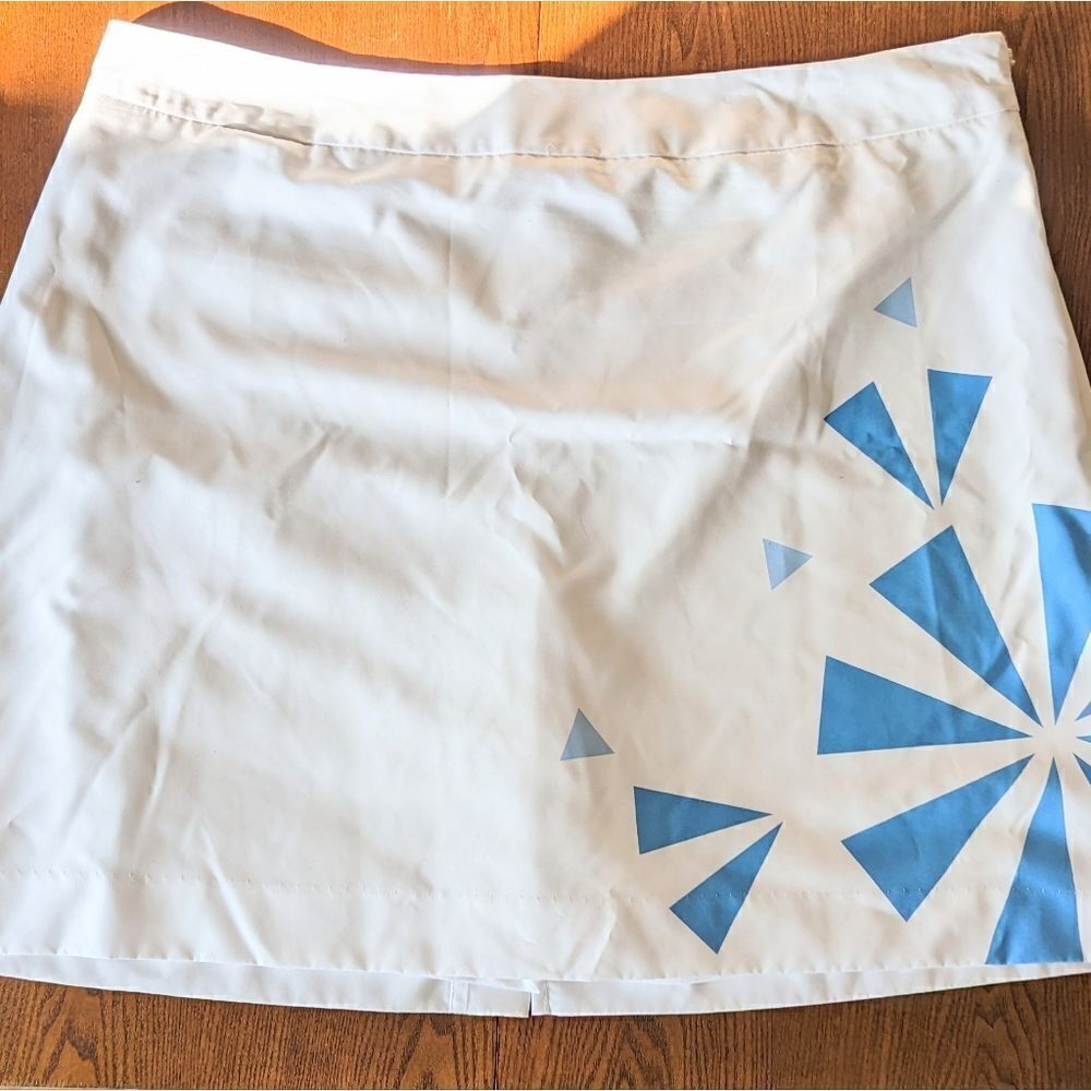 IZOD ZIPPER GOLF SKORT COLOR BSKY  SIZE 16